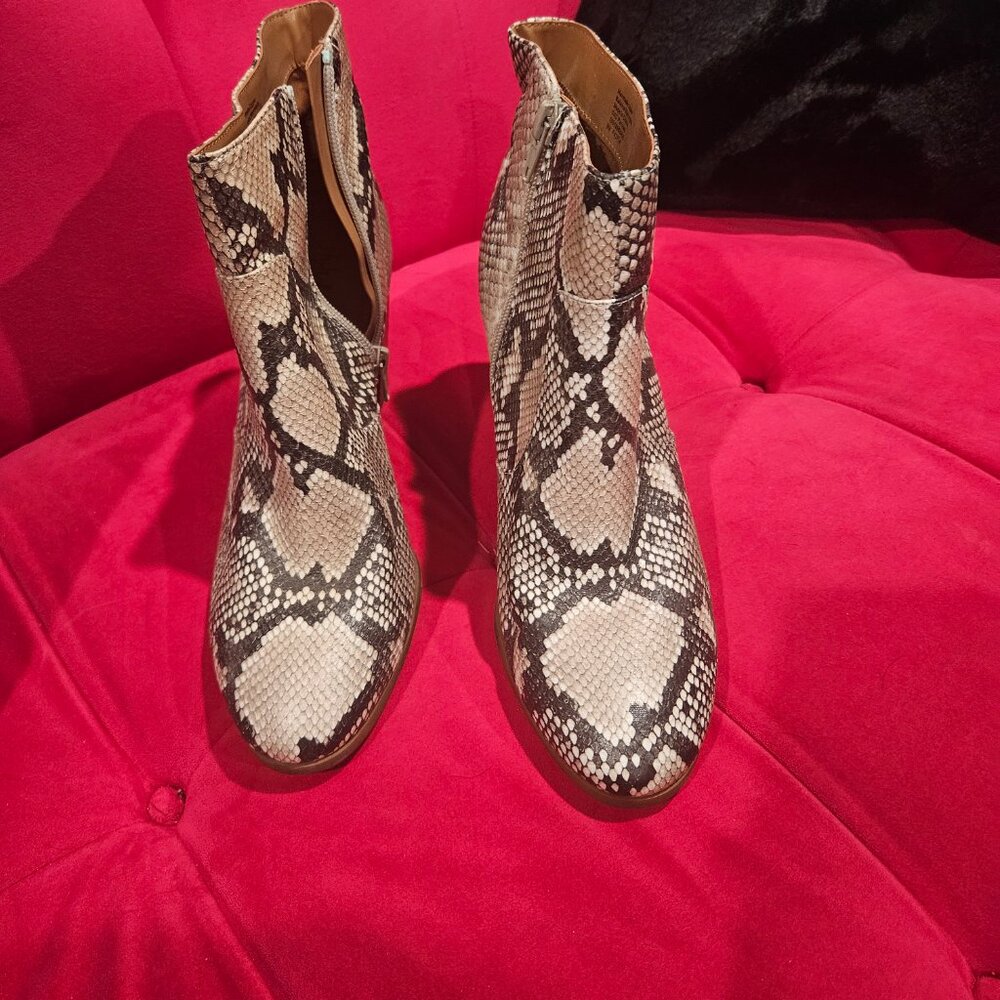 Snake print booties - Picture 2 of 3